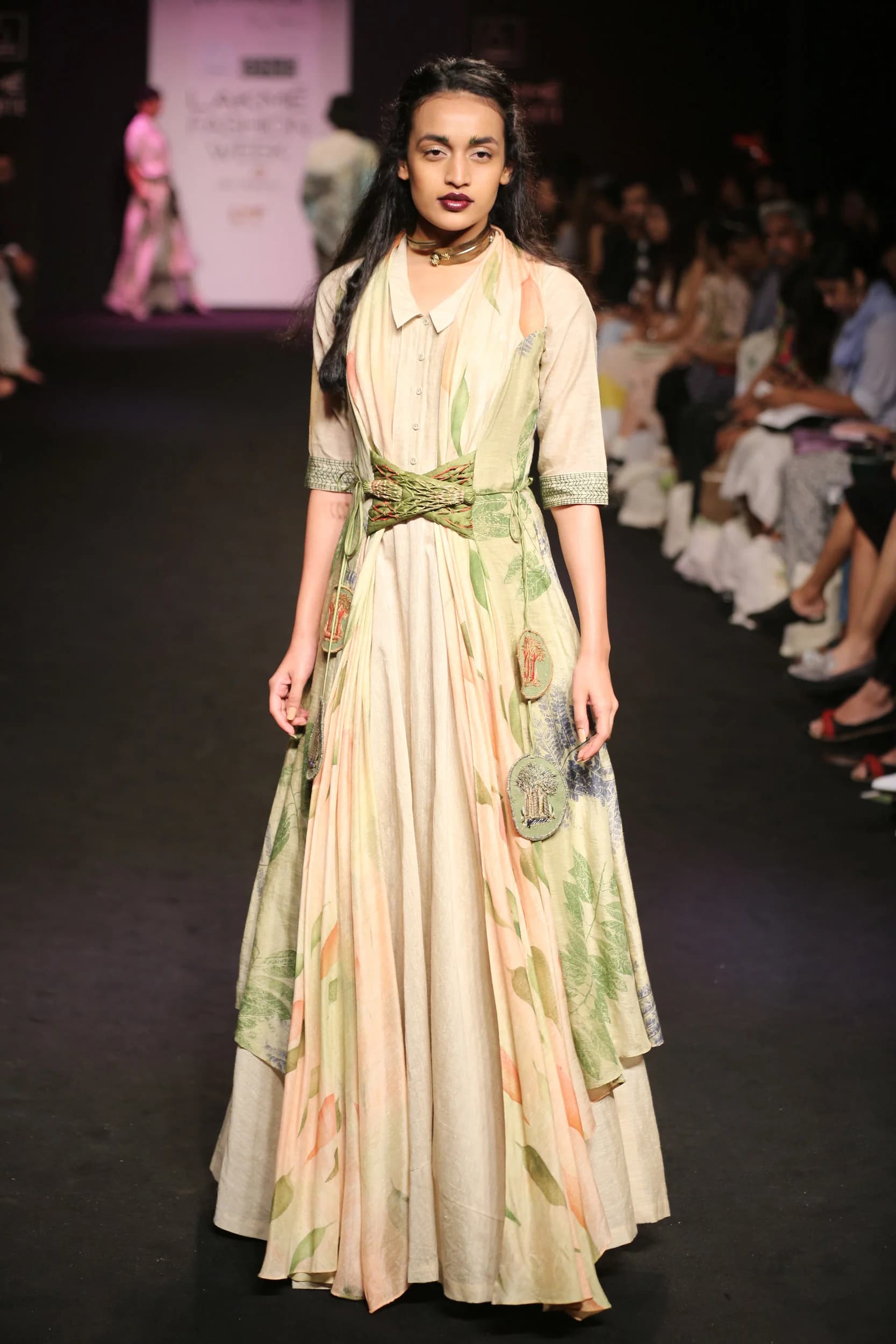 Lakmé Aesthete runway look 4