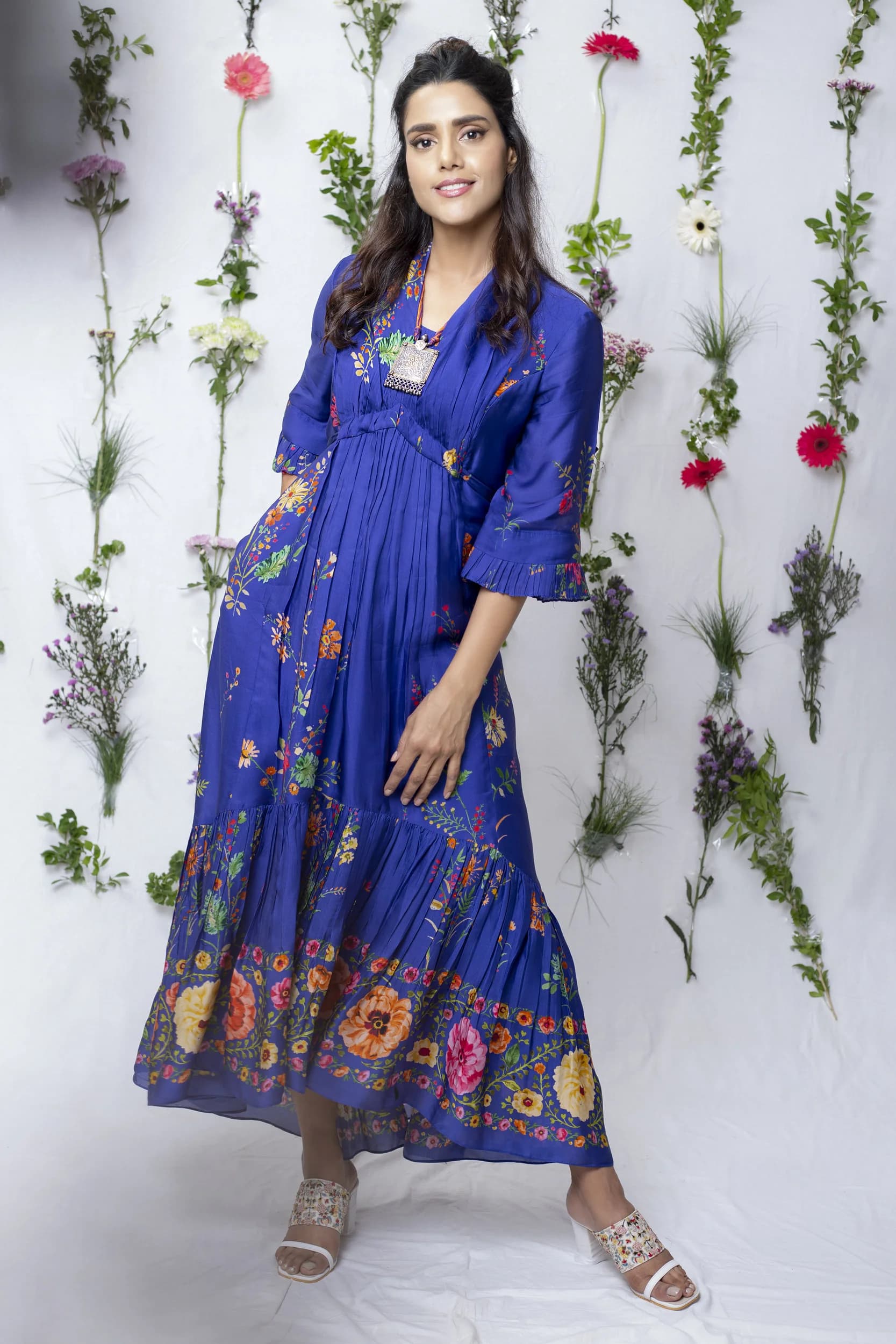 Blue floral border print
