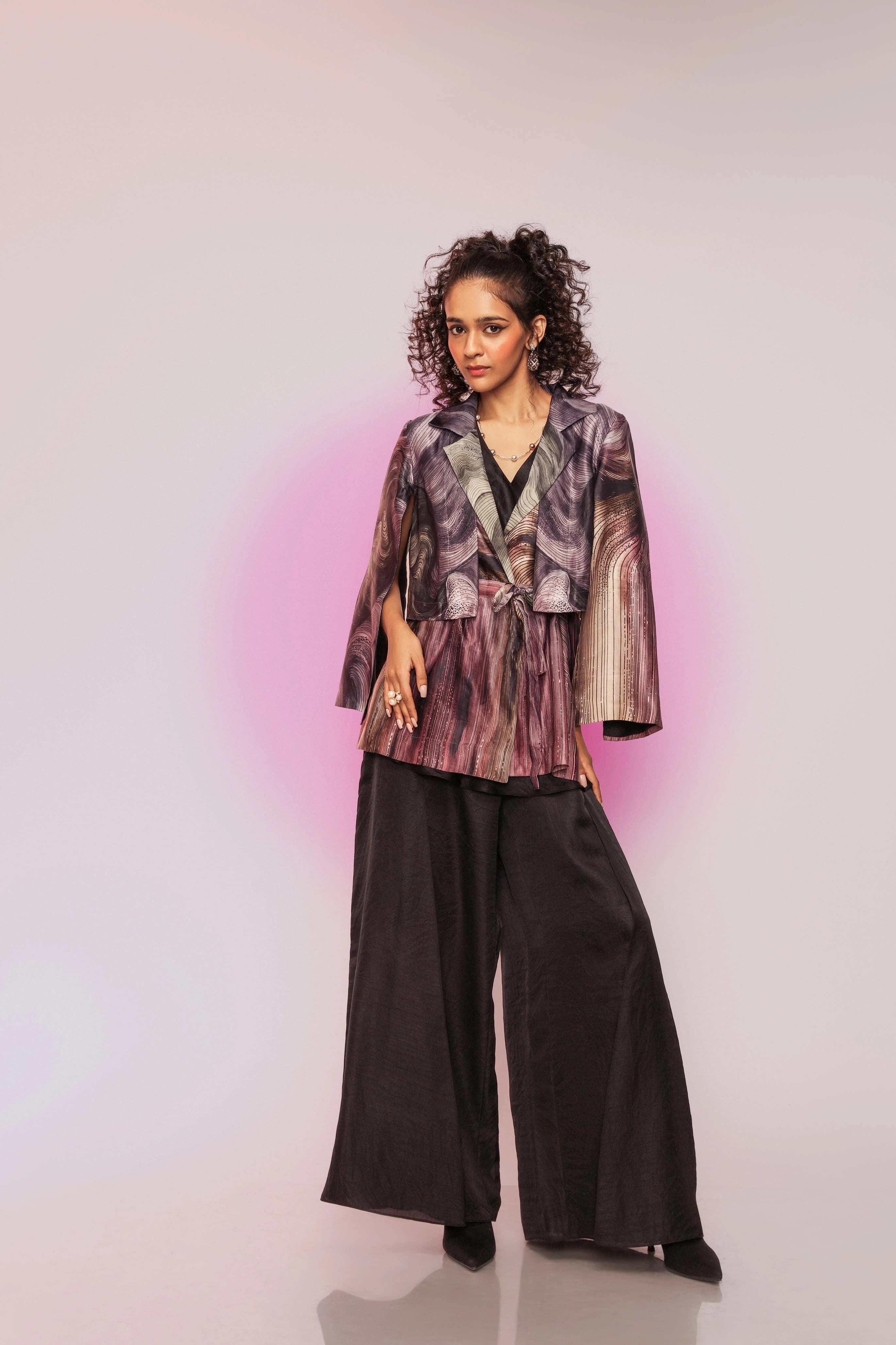Purple wave geometric print