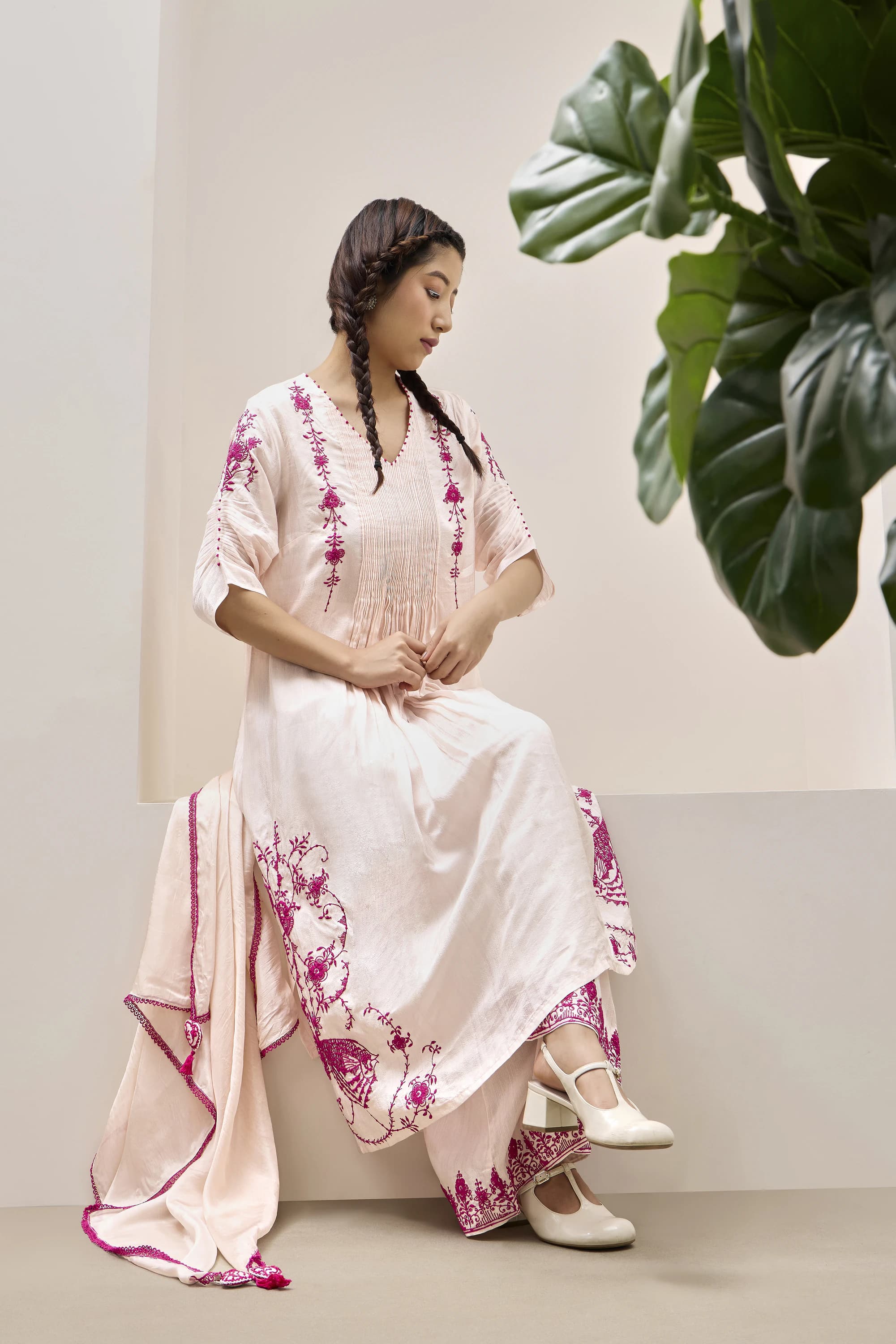 White big flower print